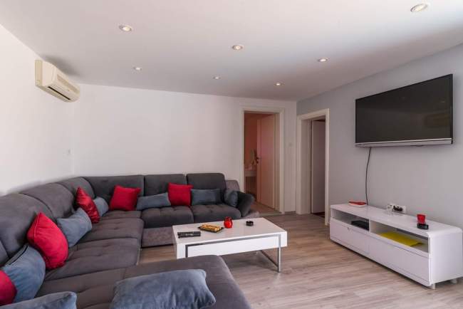 FB_IMG_1537813359303